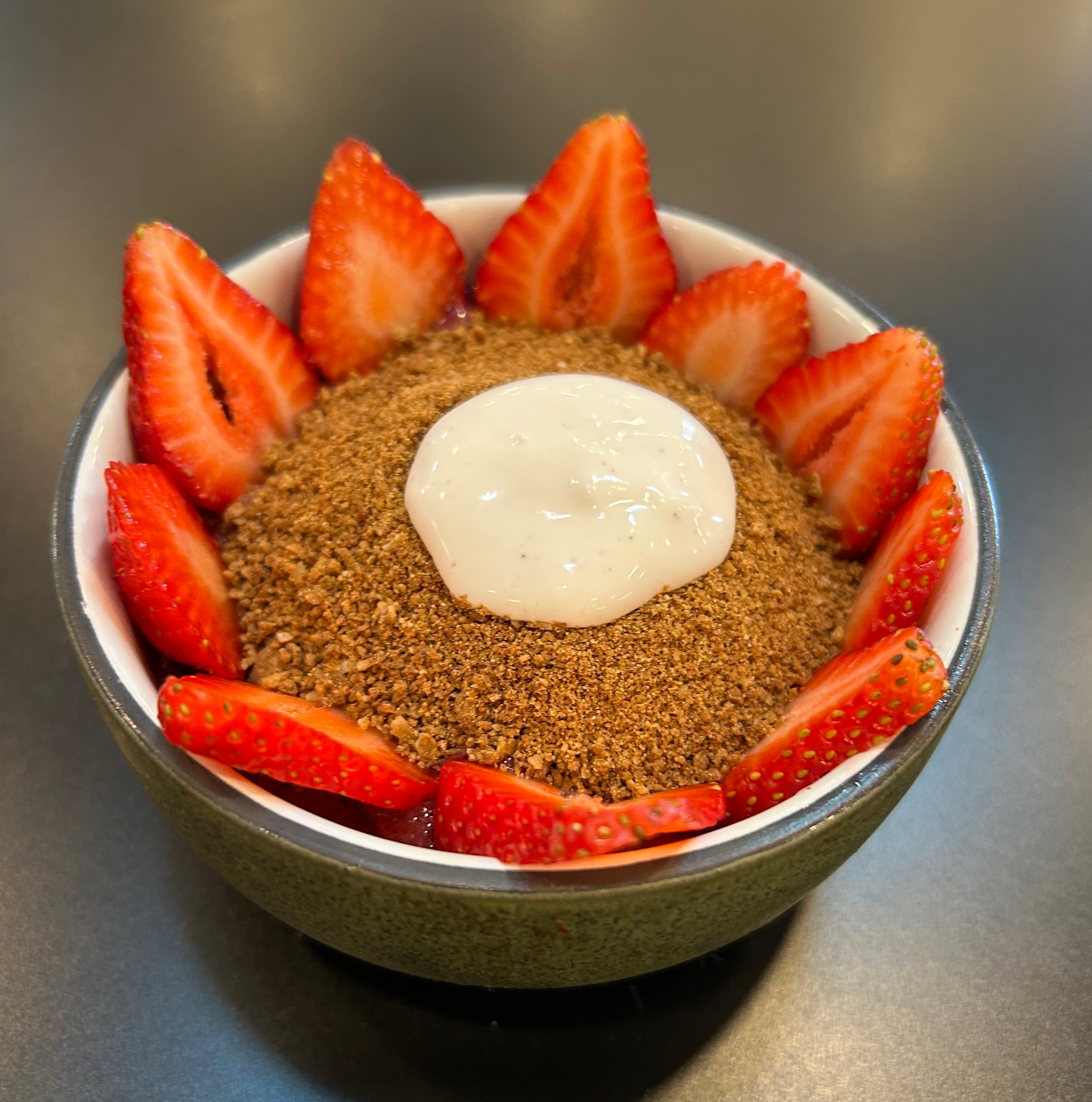 Build Your Own Acai Bowl | Ants on a Log Cafe 401 SW Jefferson Ave