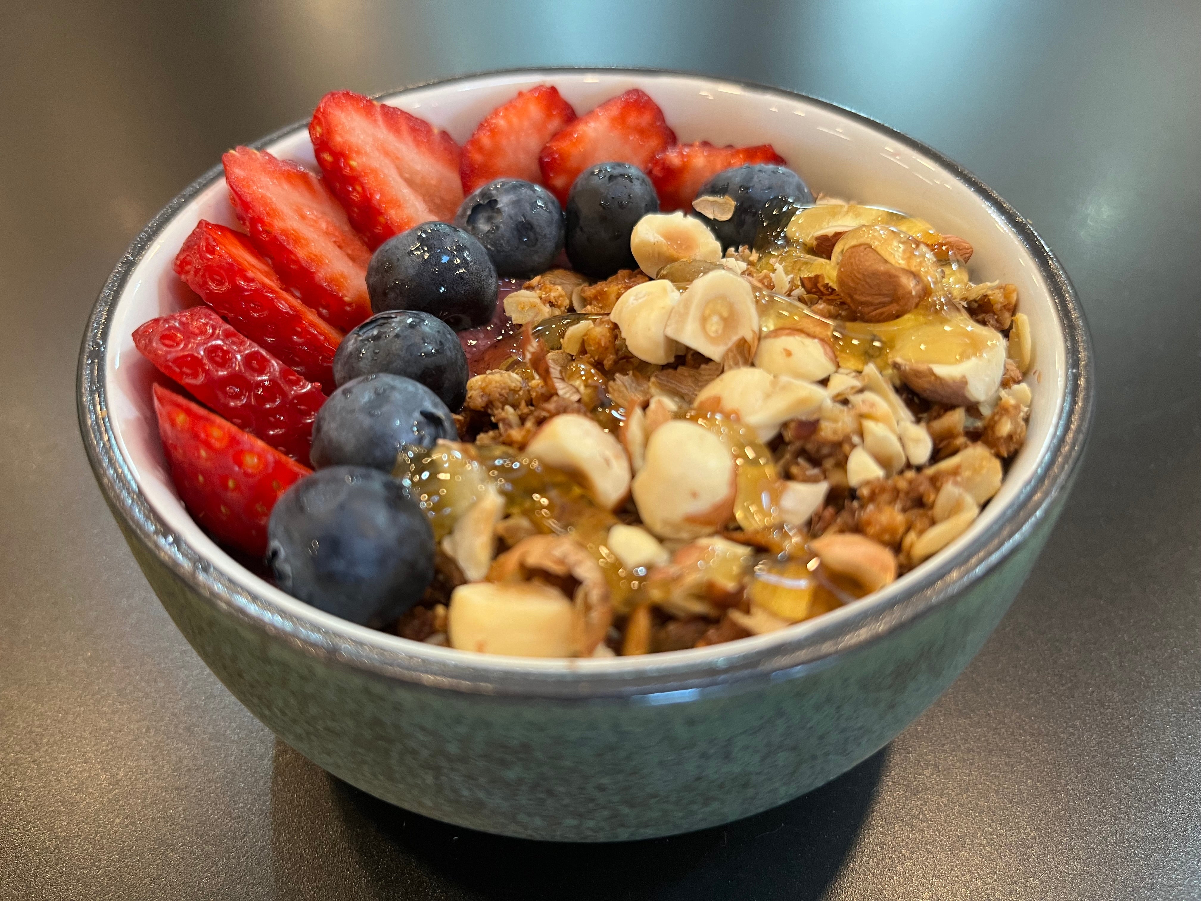 Build Your Own Acai Bowl | Ants on a Log Cafe 401 SW Jefferson Ave